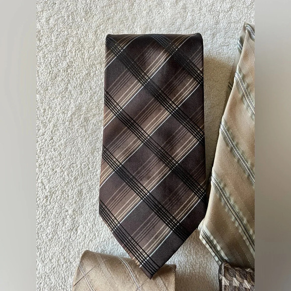 Bundle of ties (6), neutral colors. Assorted brands. Beige, tan, gray neckties. - Picture 8 of 9